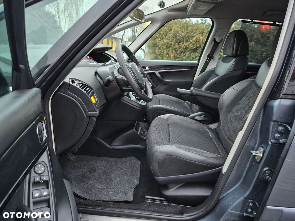 Citroën C4 Grand Picasso - 26