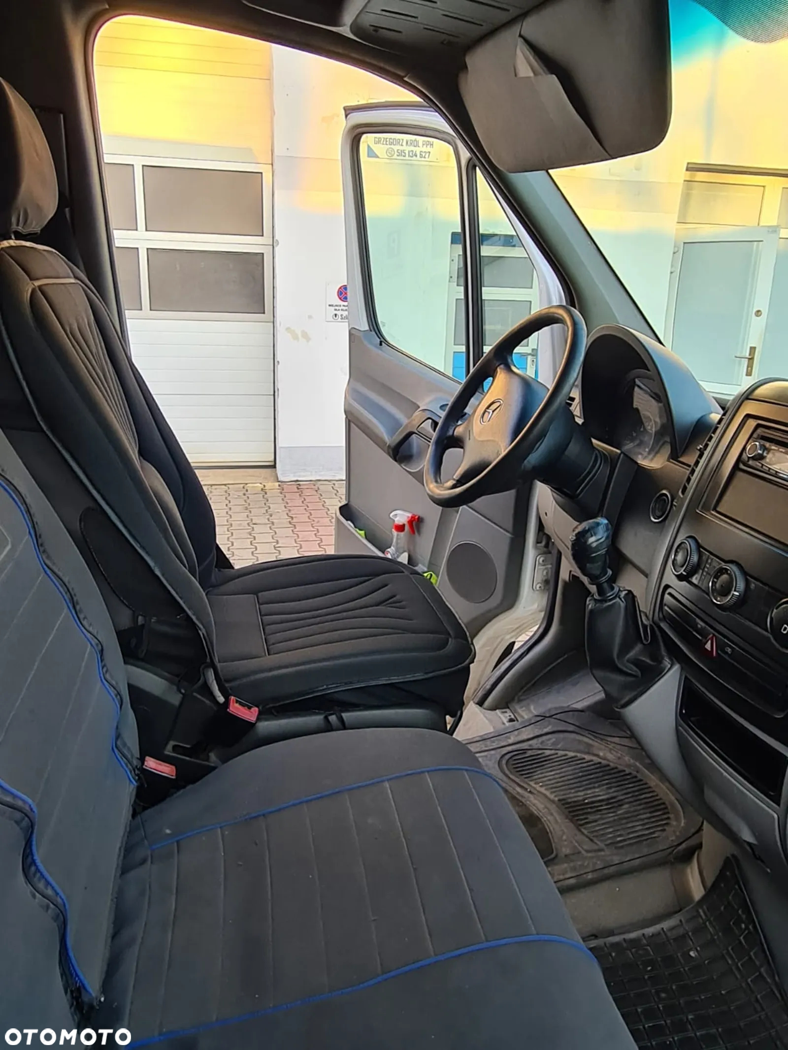 Mercedes-Benz Sprinter z Windą ! - 8