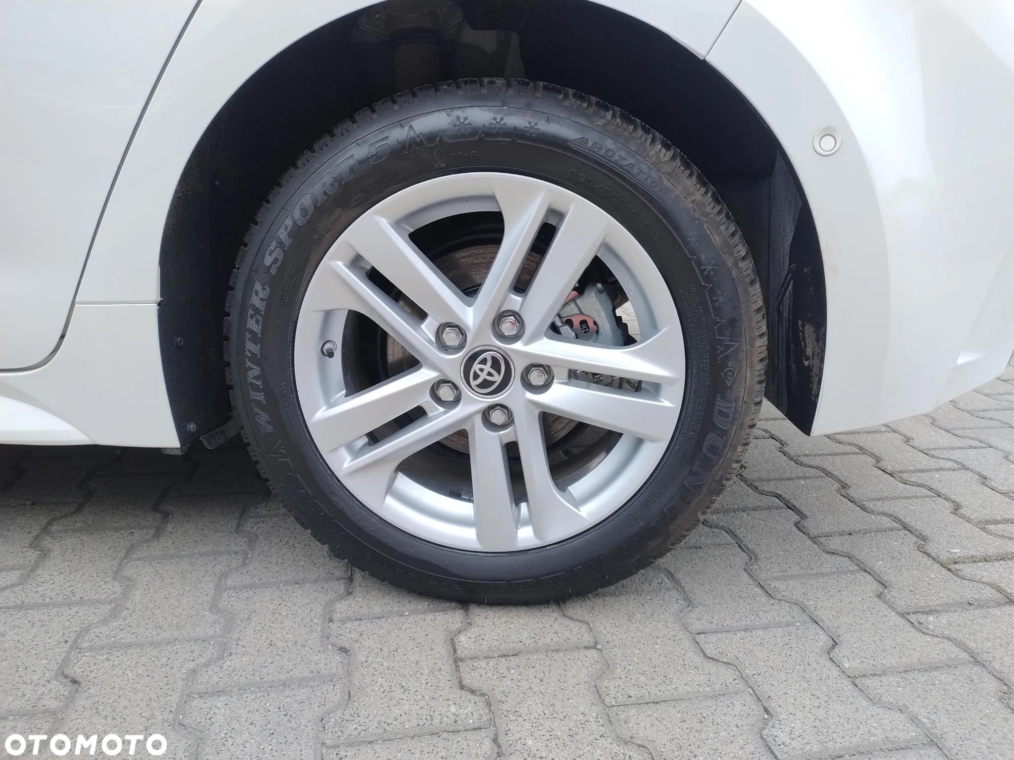 Toyota Corolla 1.8 Hybrid Comfort - 19