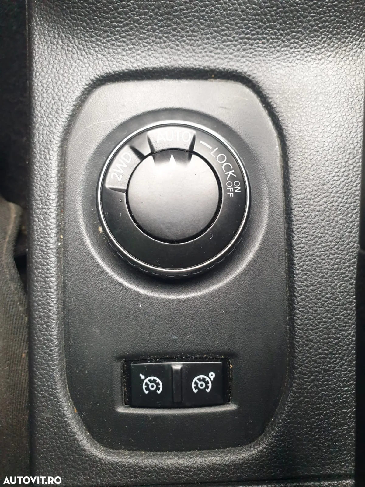 Dacia Duster 1.5 Blue dCi 4WD Prestige jante 16" - 26