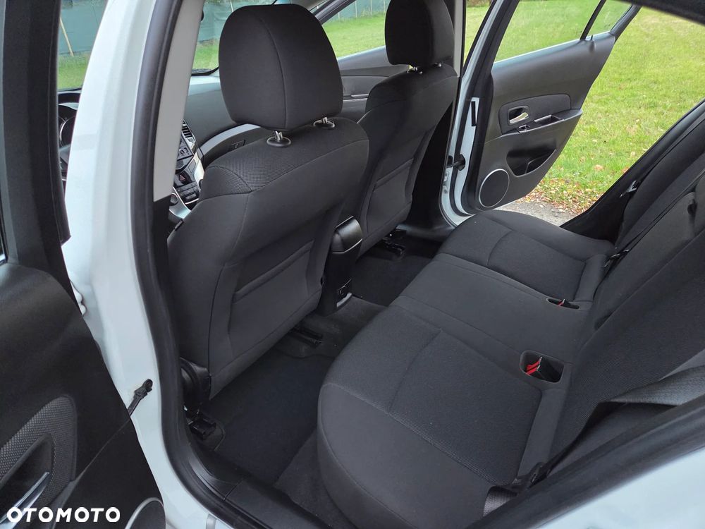 Chevrolet Cruze 1.8 LTZ+ - 19