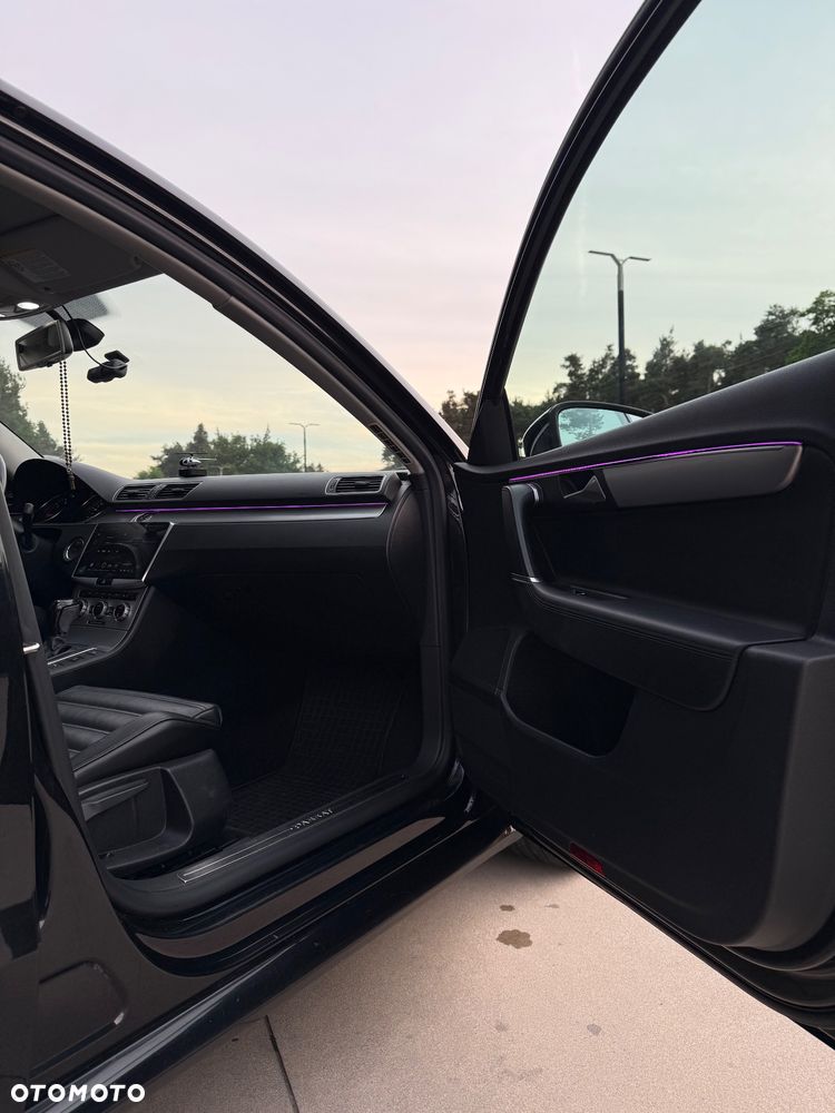 Volkswagen Passat 2.0 TDI Highline DSG - 14