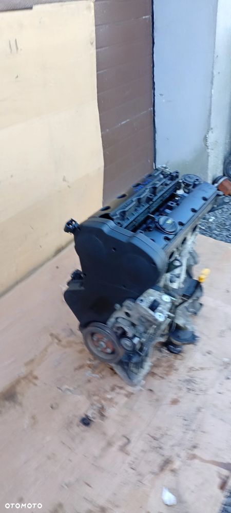Silnik blok silnika słupek Peugeot 307 2.0 HPI EW10/D - 4