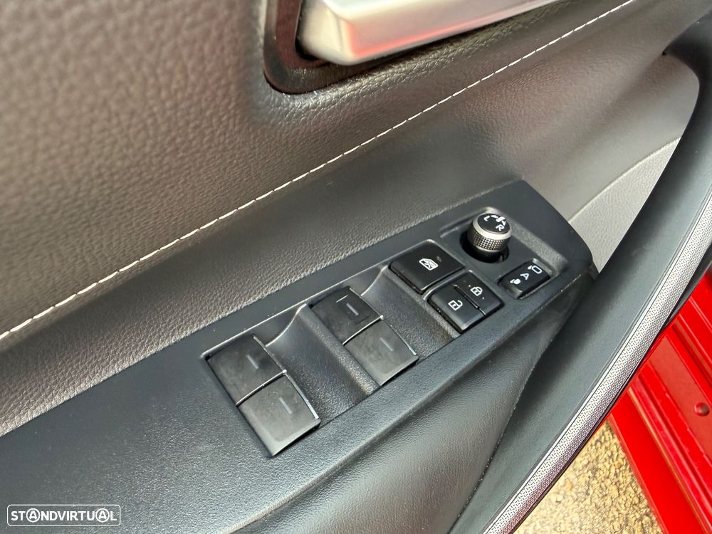 Toyota Corolla 1.8 Hybrid Square Collection - 15