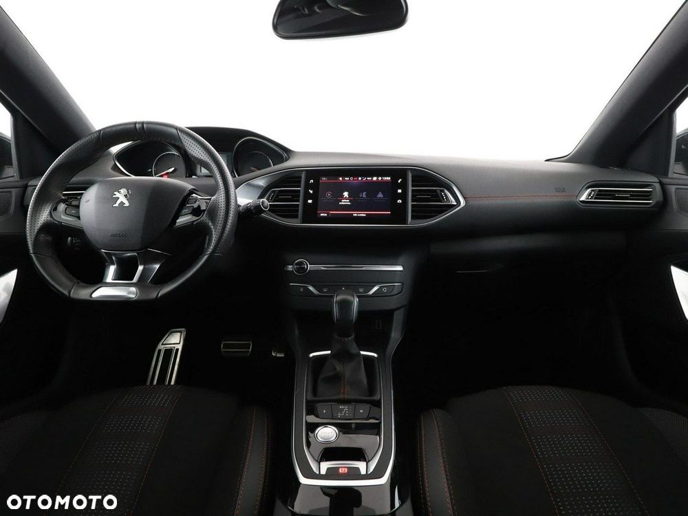 Peugeot 308 1.2 PureTech GT Pack S&S EAT8 - 15