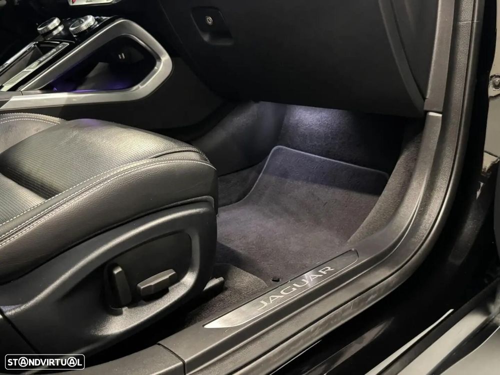 Jaguar I-Pace — fotografia 26