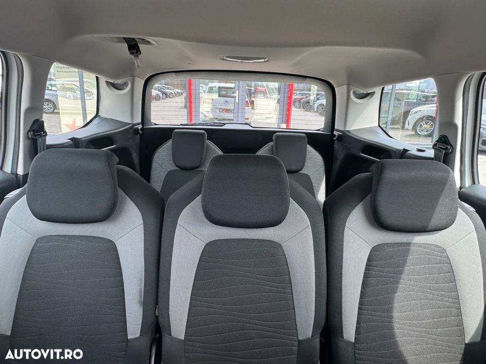 Citroën C4 Grand Space Tourer 1.5 BlueHDi S&S EAT8 Feel - 24