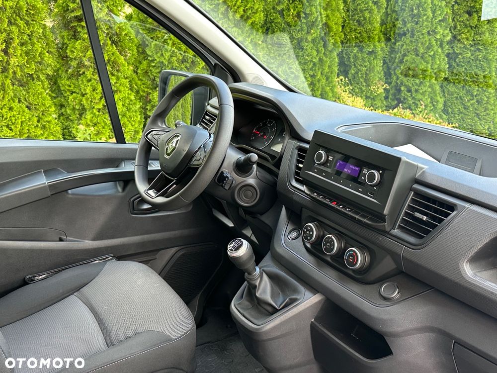 Renault / TRAFIC / 2.0 / L2H1 / LONG / - 28