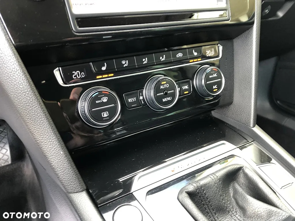 Volkswagen Passat 2.0 TDI BMT SCR 4Mot Highline DSG7 - 22