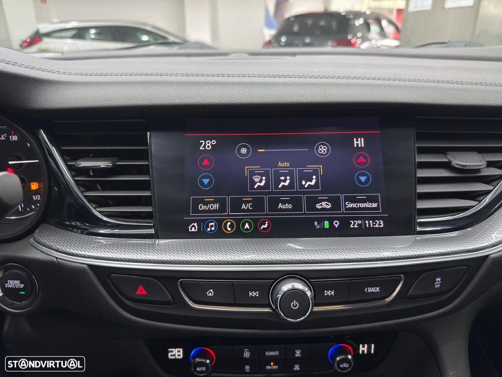 Opel Insignia Grand Sport 1.5 D Ultimate - 30