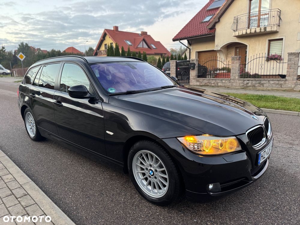BMW Seria 3 320d Touring Sport-Aut Luxury Line - 3