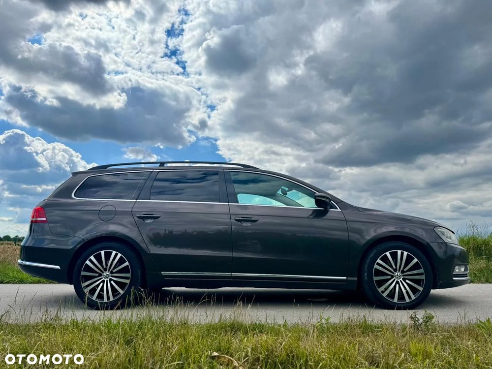 Volkswagen Passat 2.0 TDI Highline DSG - 8