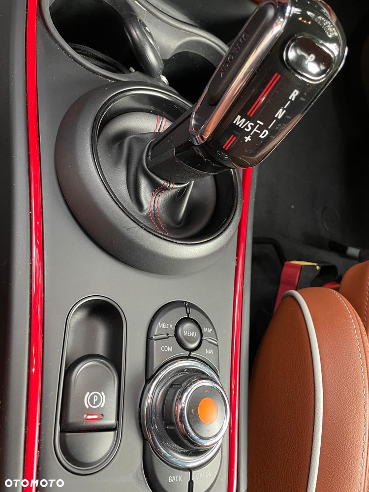 MINI John Cooper Works - 13