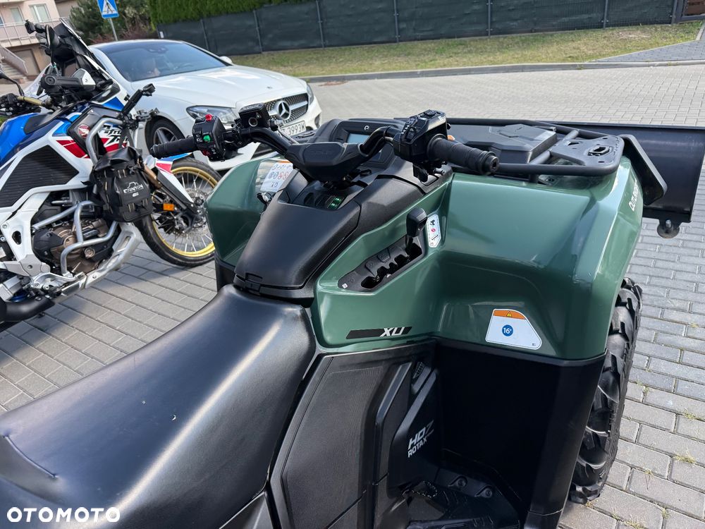 Can-Am Outlander Max - 4