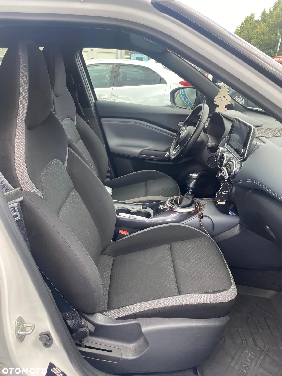 Nissan Juke 1.0 DIG-T N-Connecta - 13