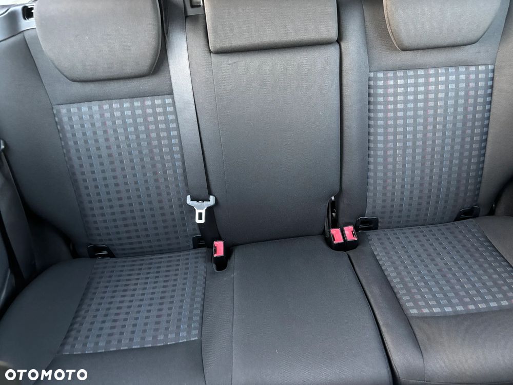 Mercedes-Benz Klasa A 180 CDI Avantgarde DPF Special Edition - 22