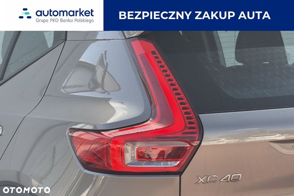 Volvo XC 40 T3 Momentum Pro - 11