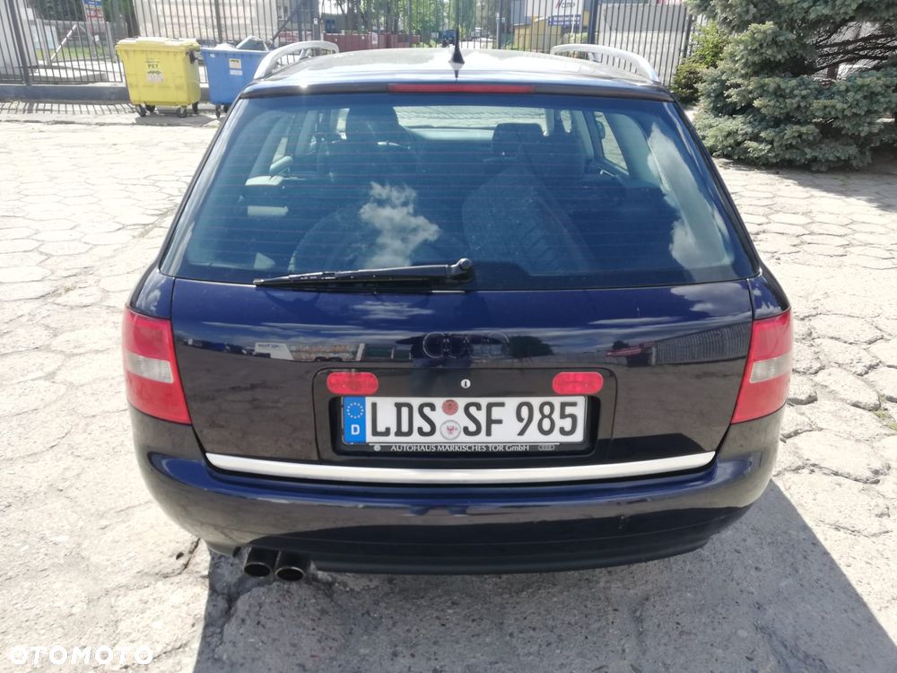 Audi A6 Avant 2.4 - 8
