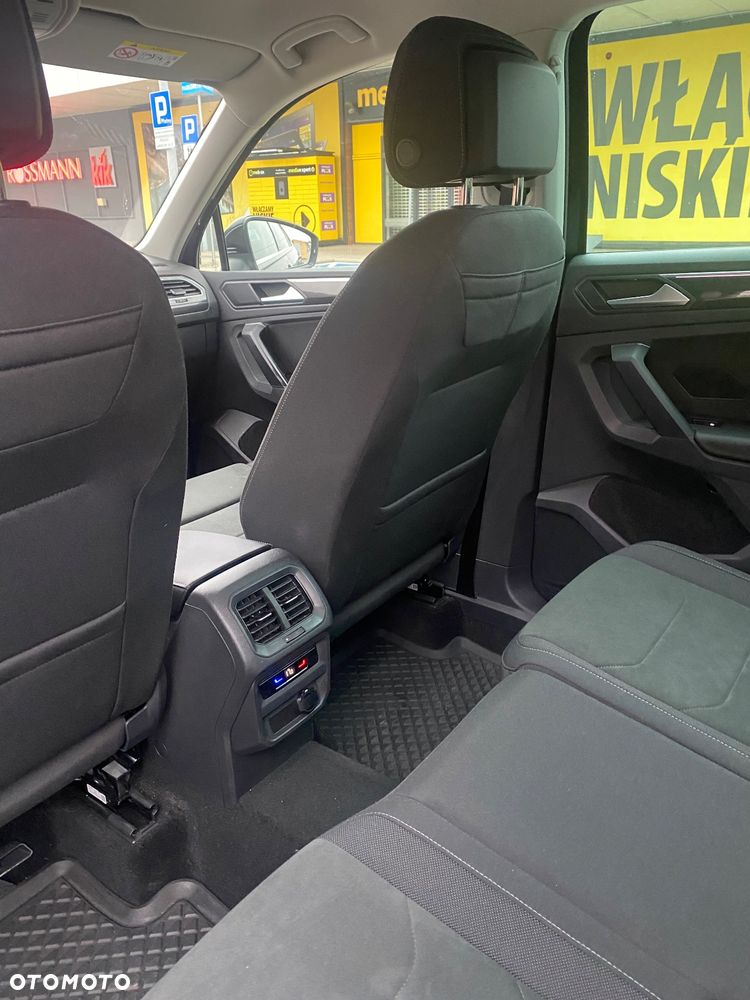 Volkswagen Tiguan 1.5 TSI EVO Elegance DSG - 9