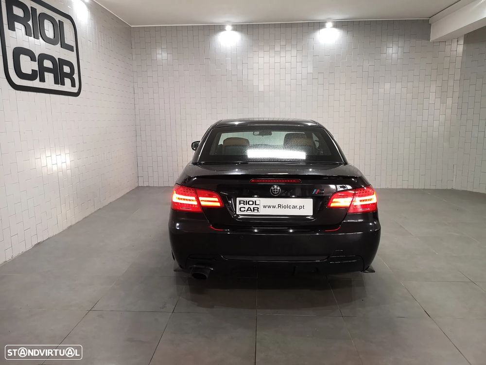 BMW 320 d Cabrio - 13
