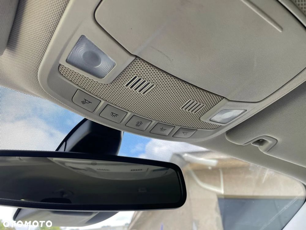 Ford Mondeo - 16