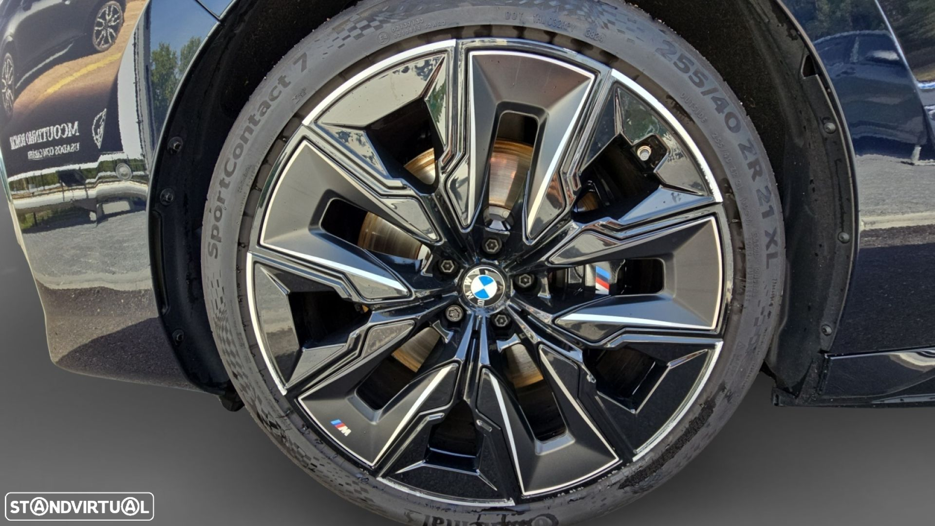 BMW i7 eDrive50 Pack Desportivo M - 16
