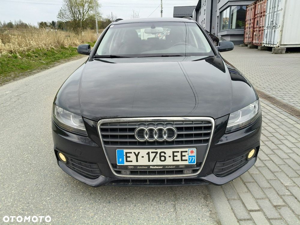 Audi A4 Avant - 13