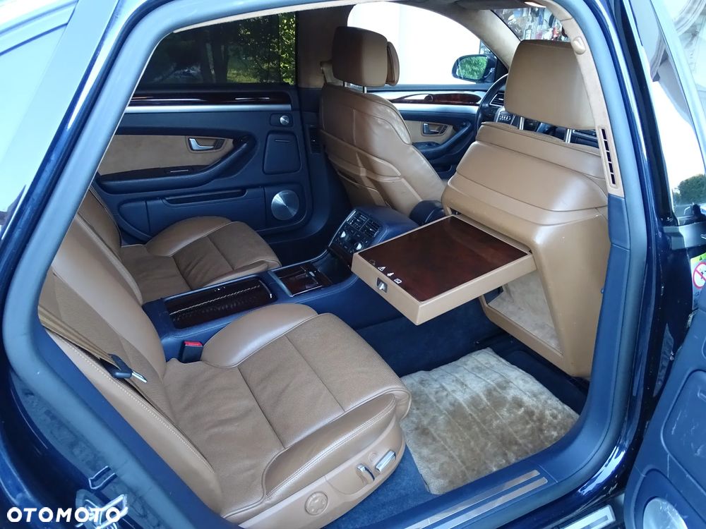 Audi A8 6.0 W12 L Quattro - 24