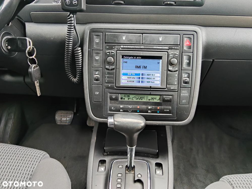 Volkswagen Sharan 2.8 V6 Automatik Highline - 12