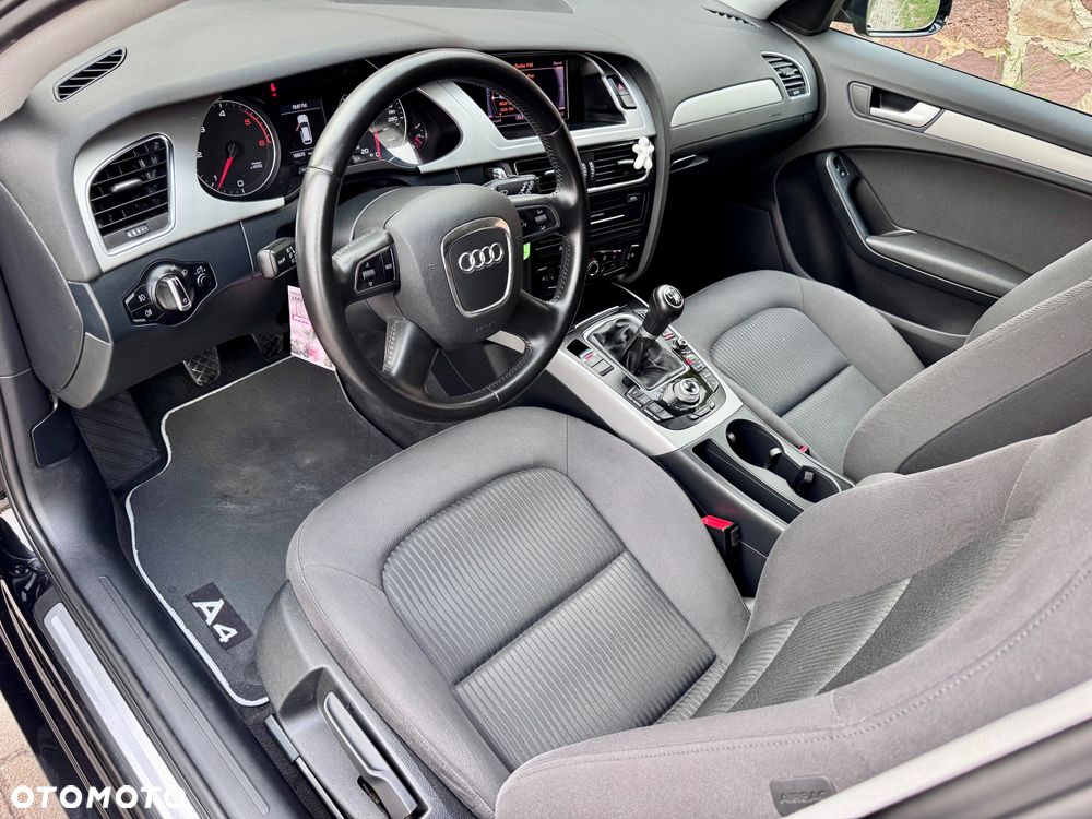 Audi A4 Avant 2.0 TDI DPF Attraction - 16