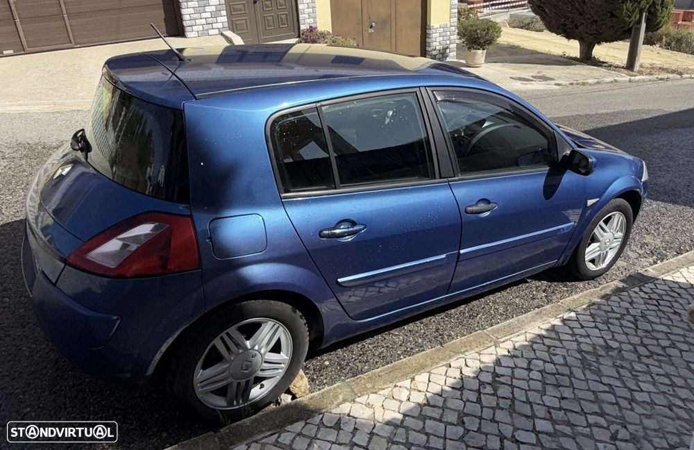 Renault Mégane 1.5 dCi Confort Dynamique - 4