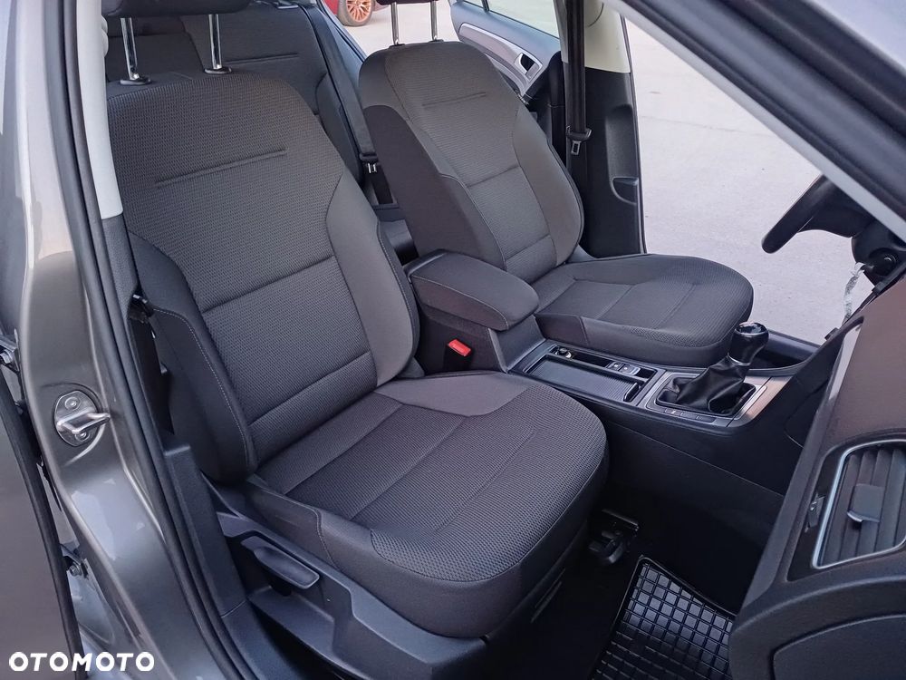 Volkswagen Golf 1.6 TDI (BlueMotion Technology) Comfortline - 21