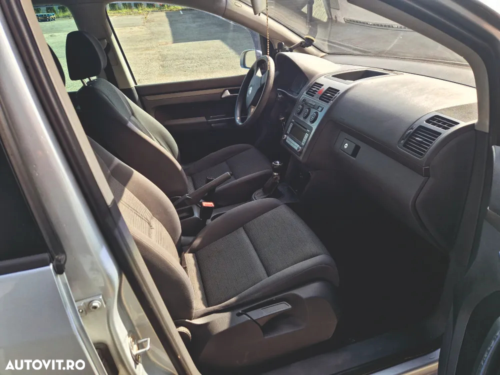 Volkswagen Touran 1.9TDI Basis - 3