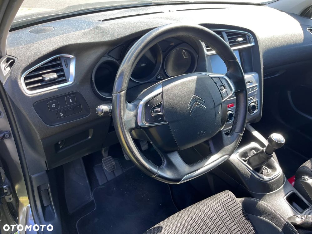 Citroën C4 BlueHDi 100 Business Class - 16