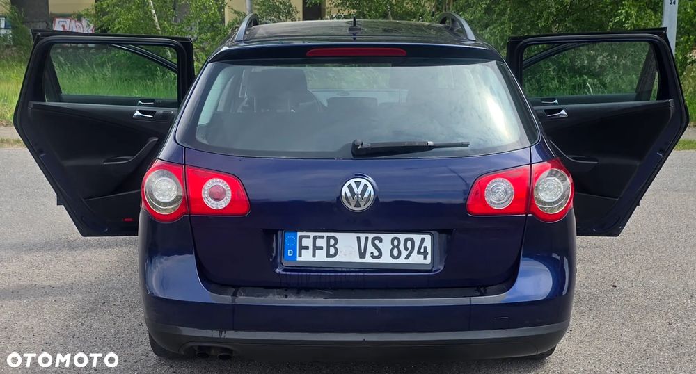 Volkswagen Passat 1.9 TDI DPF Individual - 16