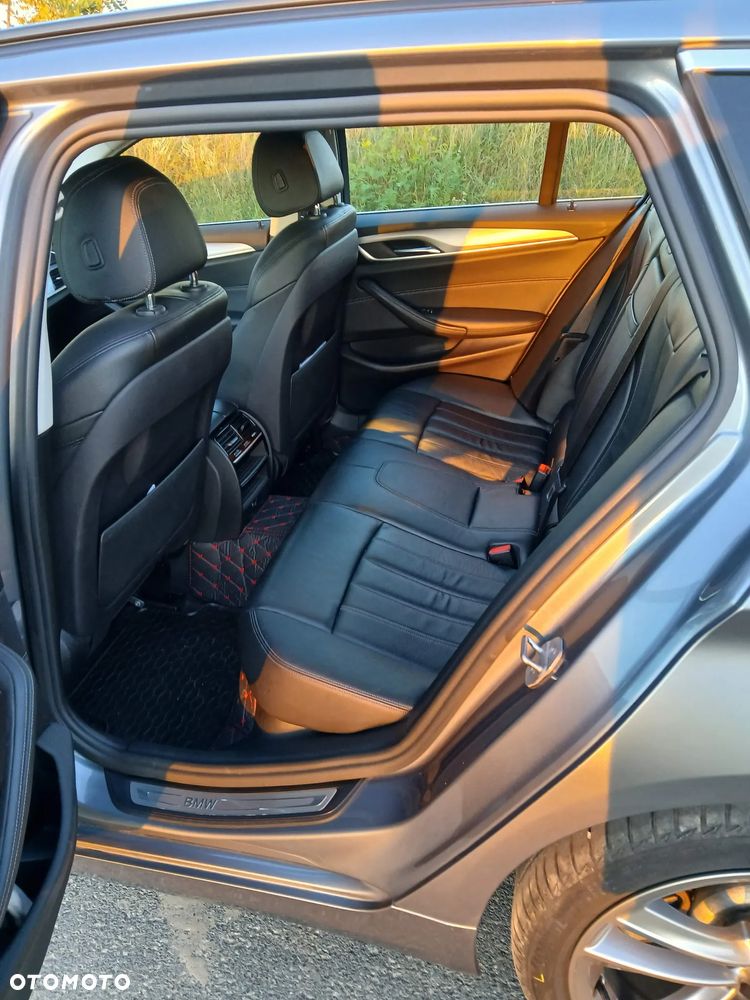 BMW Seria 5 520d - 11