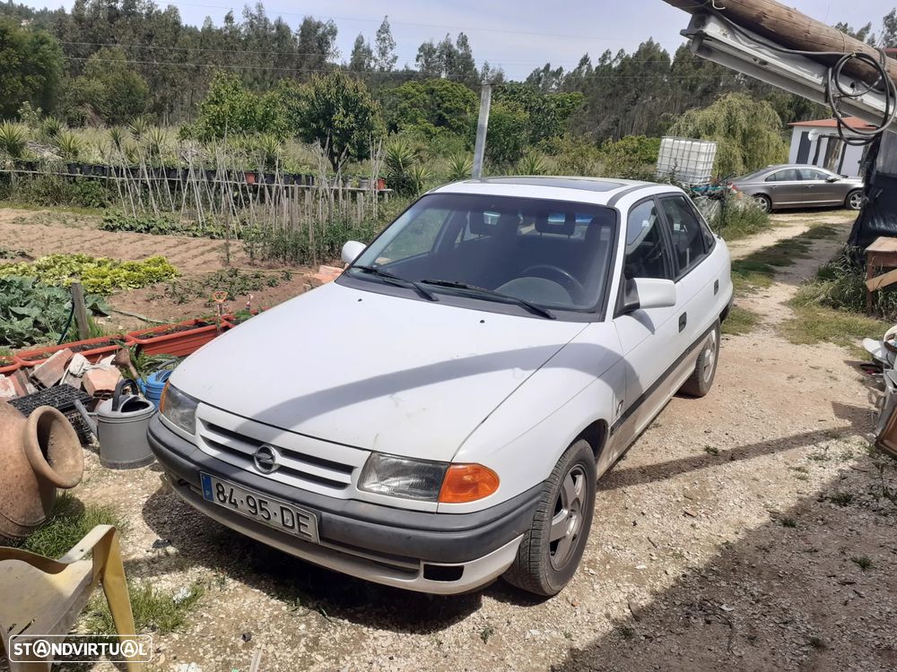 Opel Astra - 2