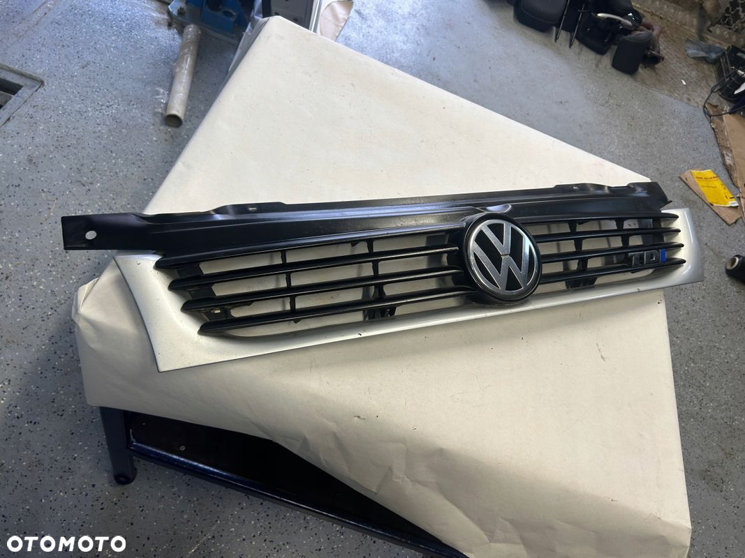 VW T4 LIFT ATRAPA GRILL 7D0853651 - 2
