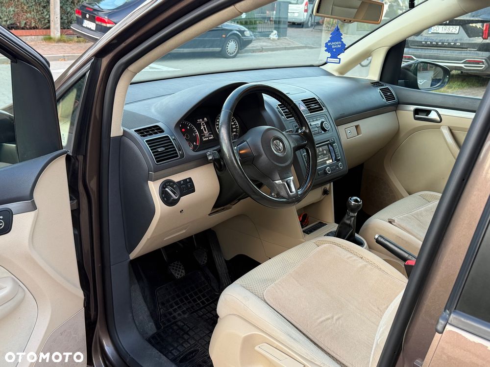 Volkswagen Touran 1.6 TDI DPF Cross - 11