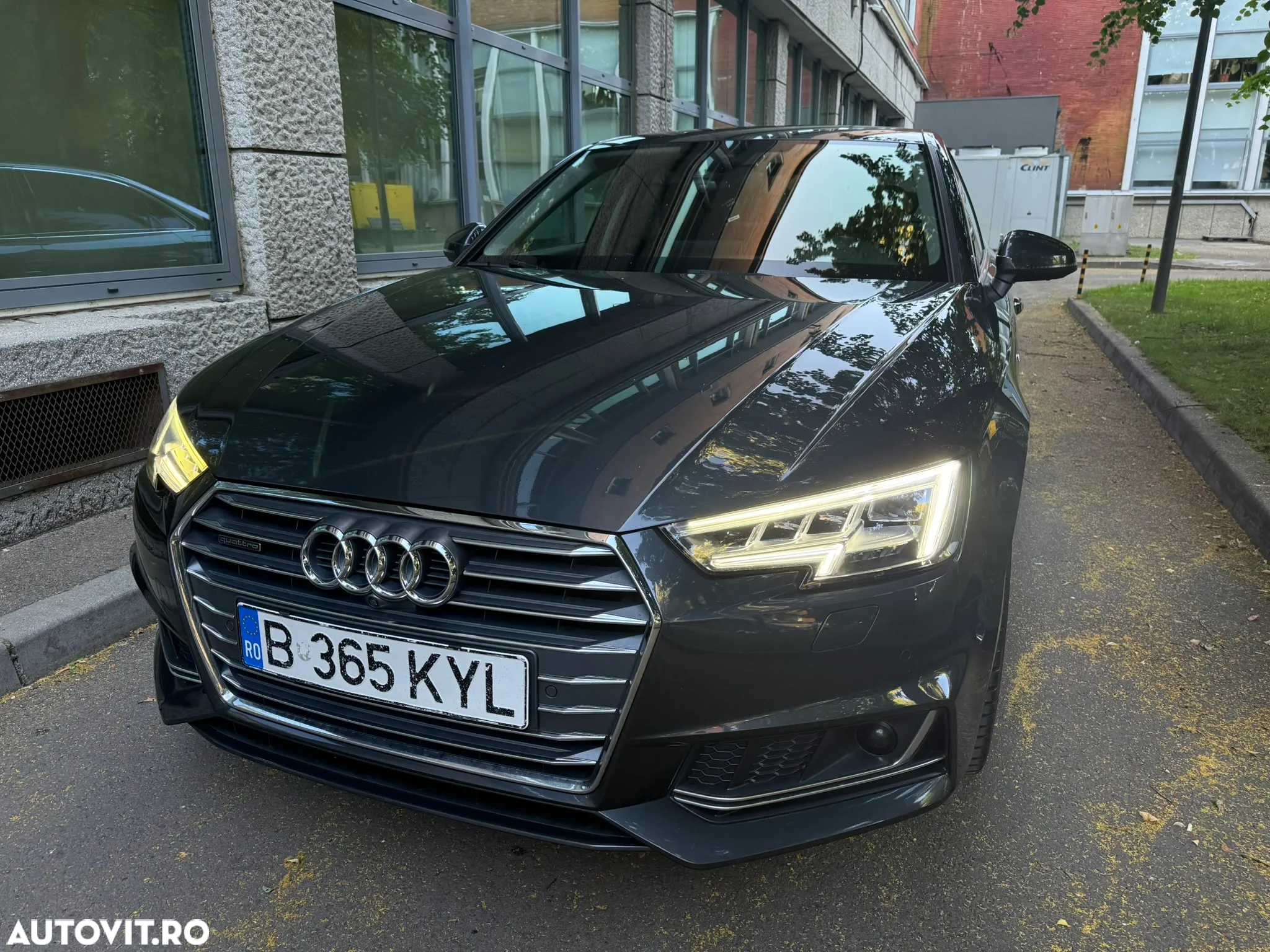 Audi A4 2.0 TFSI S tronic quattro - 9