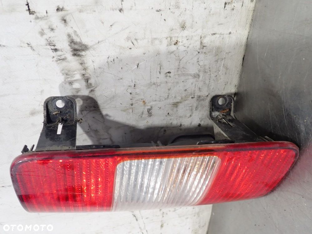 LAMPA LEWA TYLNA VOLKSWAGEN CADDY 2.0 III - 3