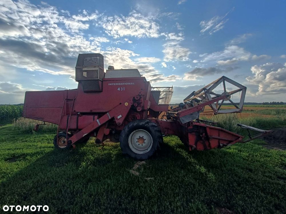 Case IH International 431 - 1