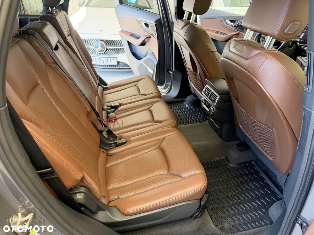 Audi Q7 3.0 TFSI Quattro Tiptronic - 9
