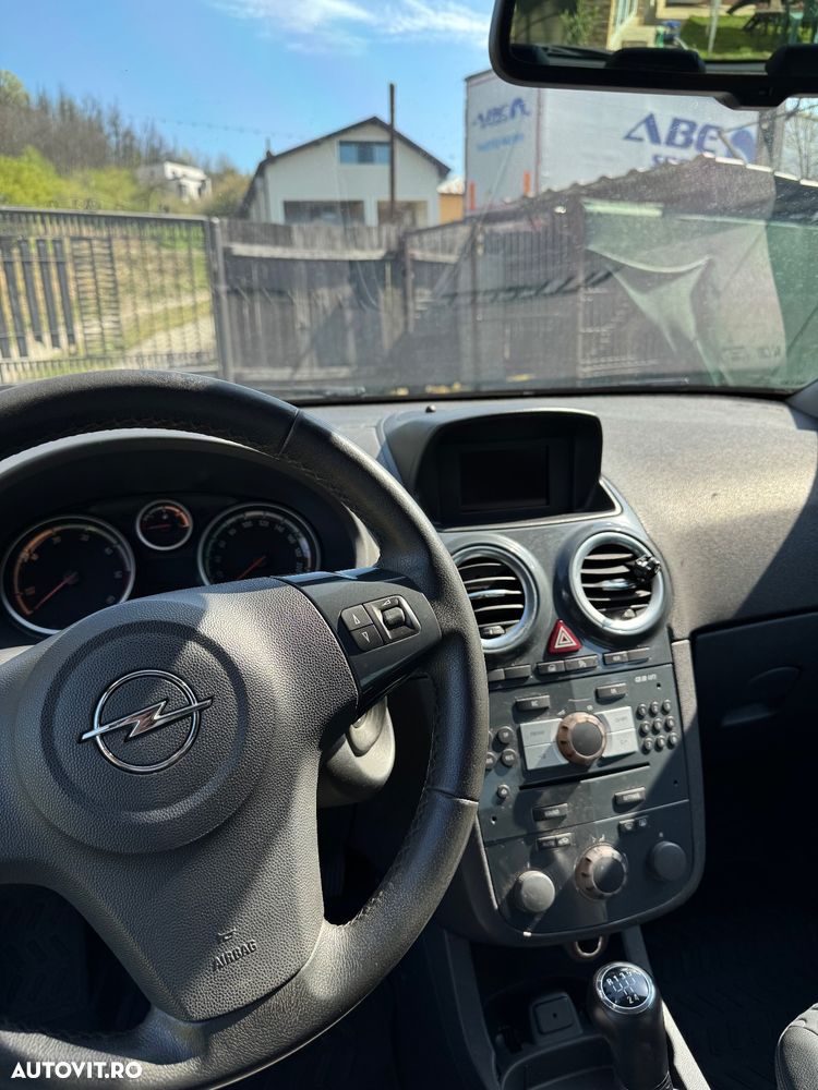 Opel Corsa - 4