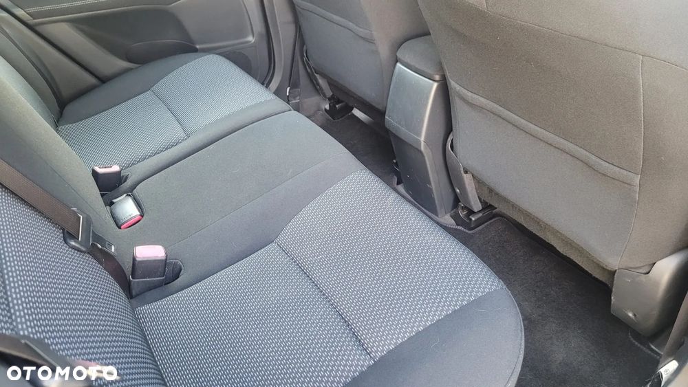 Toyota Auris 1.4 D-4D Premium MM - 15