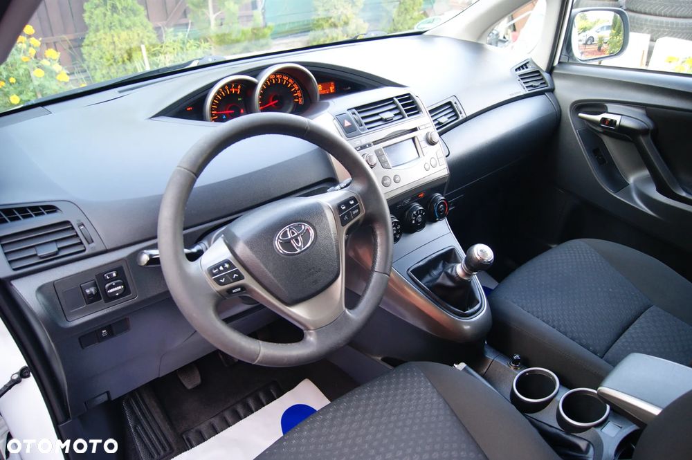 Toyota Verso 1.6 Life - 13