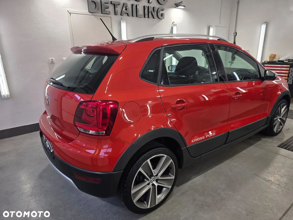 Volkswagen Polo Cross 1.4 16V - 12
