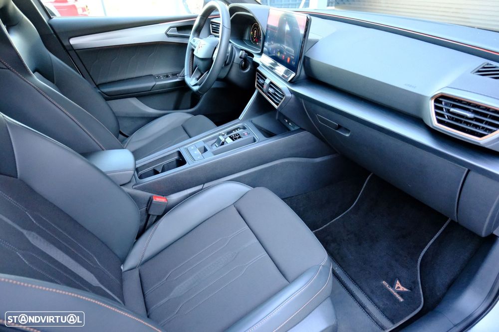 Cupra Leon ST 1.4 e-Hybrid VZ DSG - 11