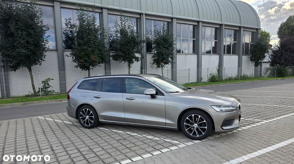 Volvo V60 D4 SCR Momentum - 21
