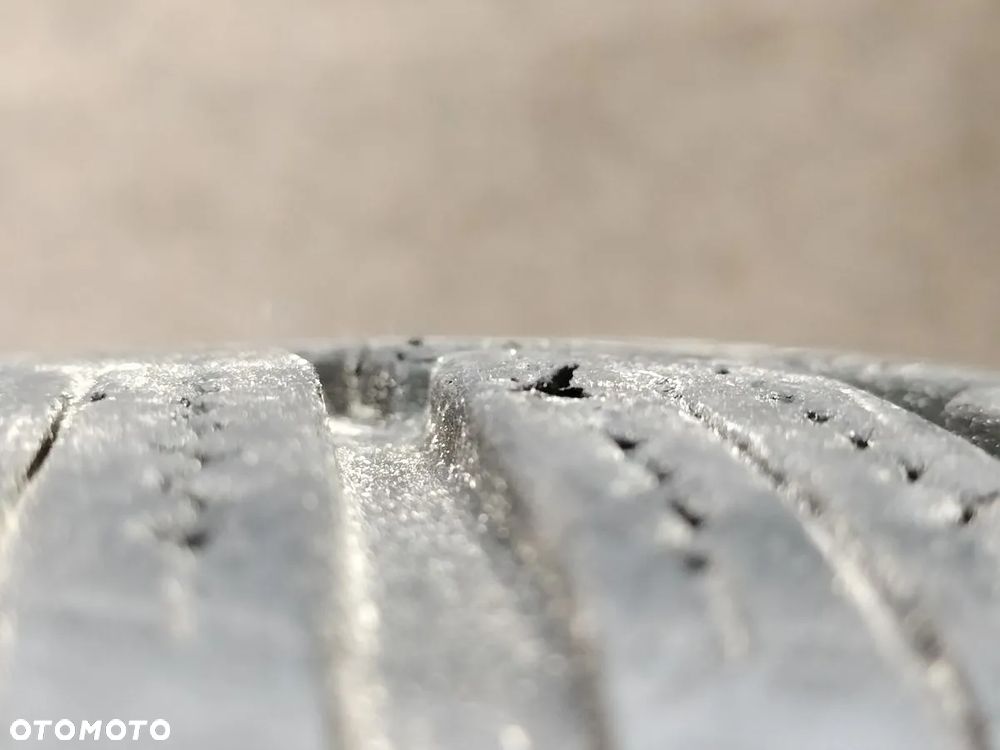 OPONA OPONY Zimowe Bridgestone 235/45 R18 - 10